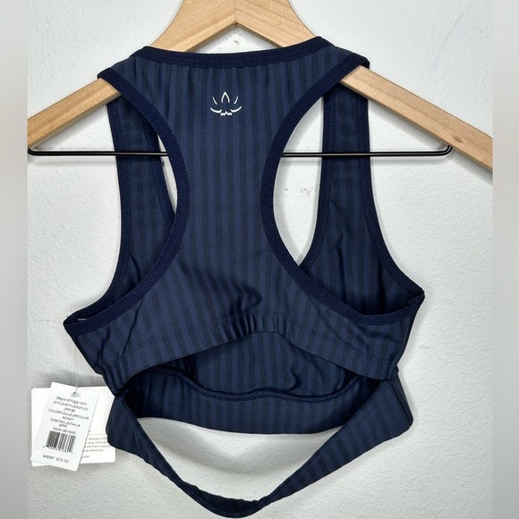 NWT Beyond Yoga Work It Over Striped Navy Longline Bra Small $70 Athleisure - Picture 4 of 4